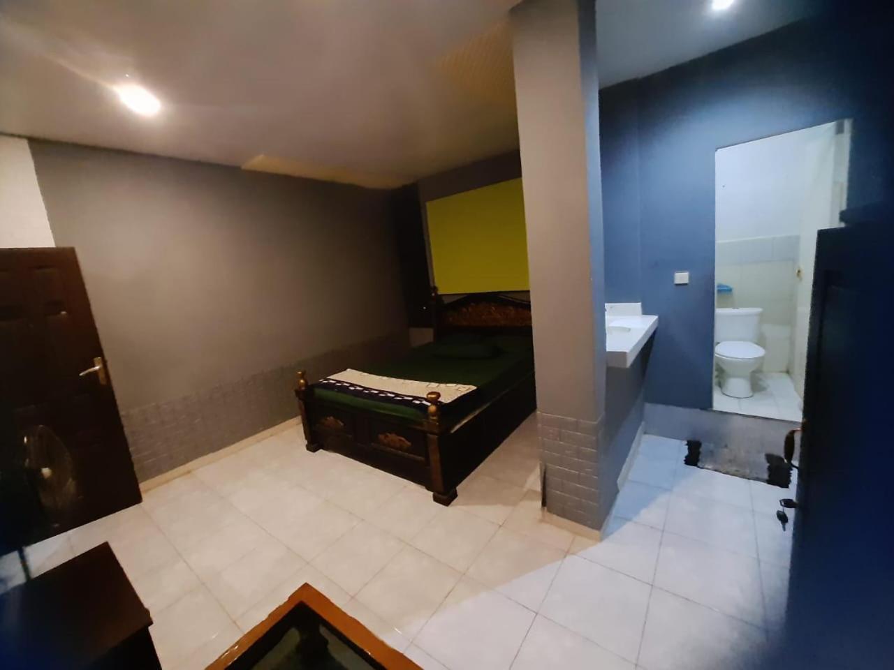 New Kami Homestay Banyuwangi  Kültér fotó