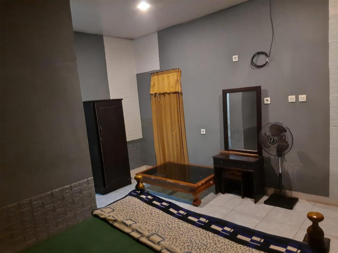 New Kami Homestay Banyuwangi  Kültér fotó